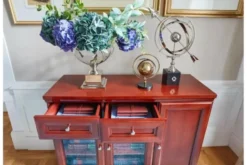 Armadietto 3 ante per ufficio o studio in stile classico PRESTIGE C735A