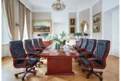 Arredo completo per sala riunione con tavolo 360 cm e 8 poltrona direzionale