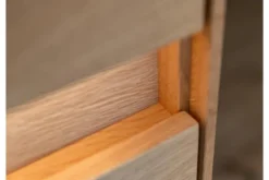 Credenzina 2 ante moderna in legno massello naturale