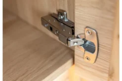 Cristalliera alta 1 anta apertura sinistra in legno naturale massello moderna