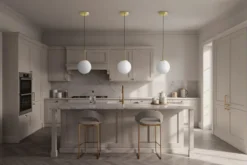 Lampada a sospensione a sfera bianca oro FREDICA W1