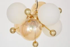 Lampadario a sospensione dorato bocce ambra e bianche AFRODIS W6