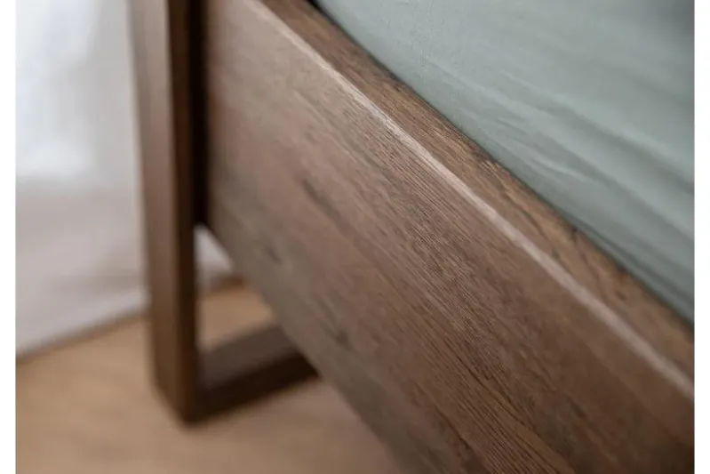 Letto matrimoniale rovere massello affumicato 160 x 200