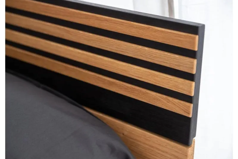 Letto moderno in rovere massello naturale e nero 180 x 200