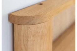 Libreria sospesa moderna in legno naturale massello