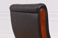 Poltrona direzionale da ufficio in pelle nera Consul