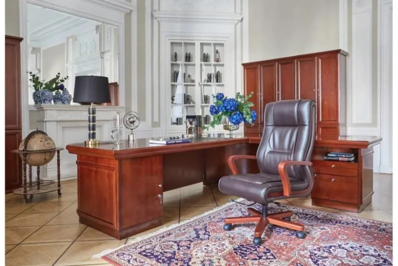 Poltrona per scrivania in pelle marrone Ambassador