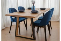 Poltroncina blu imbottita BRENO