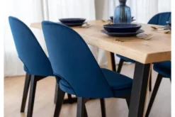 Poltroncina blu imbottita BRENO