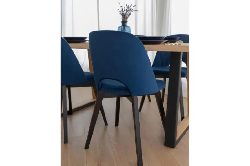 Poltroncina blu imbottita BRENO