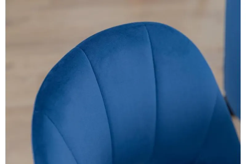 Poltroncina blu imbottita BRENO