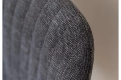 Poltroncina moderna imbottita nera BARI