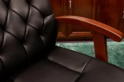 Sedia da conferenza classica pelle marrone CONSUL