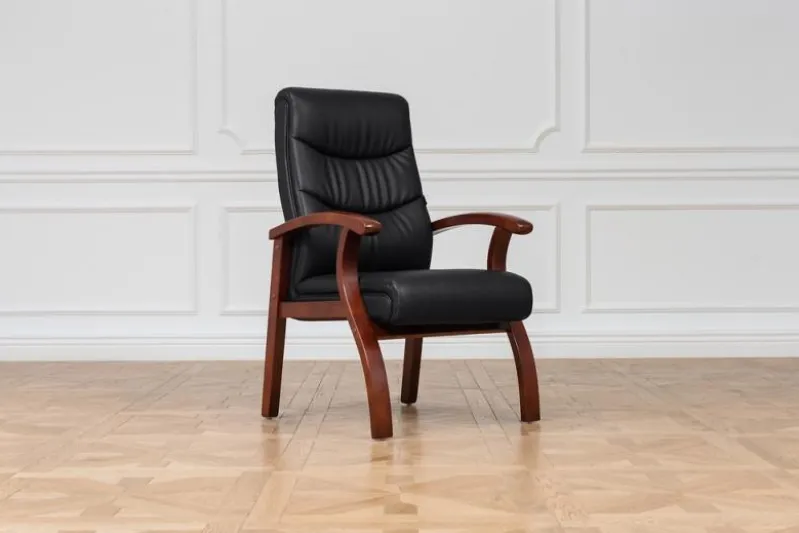 Sedia da conferenza Comforte in pelle Nero