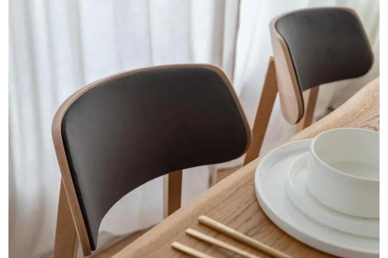 Sedia da pranzo imbottita grigia con gambe in faggio COMO