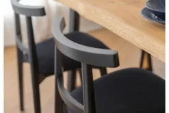 Sedia imbottita nera ORIO