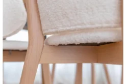 Sedia imbottita panna con gambe in legno di faggio Pecora