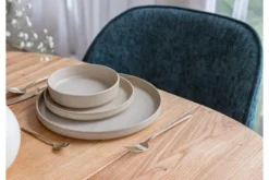 Sedia poltroncina imbottita verde OLBIA