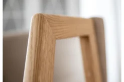 Sedia poltroncina rovere massello e velluto beige FORIO