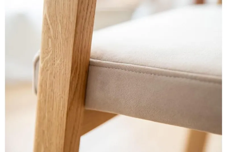 Sedia poltroncina rovere massello e velluto beige FORIO