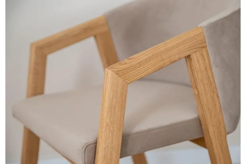Sedia poltroncina rovere massello e velluto beige FORIO