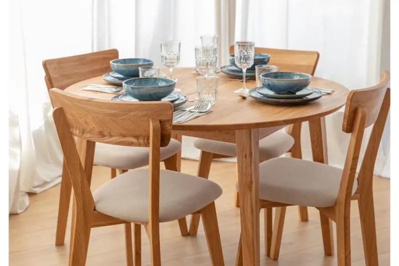 Sedia rovere massello con imbottitura in tessuto beige LEON