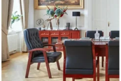 Sedia sala riunioni in pelle nera Consul