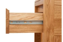 Tavolino alto con cassetto in legno massello di rovere oliato