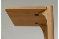 Tavolino moderno struttura a C rovere massello naturale